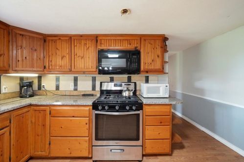 20836 Fm 359 Rd, Hempstead TX 77445-8214 exterior