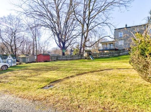 35 Main St, Clinton NJ 08809-1250 exterior