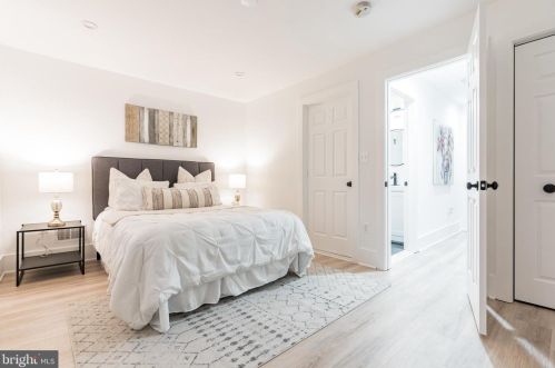 1271 16th St, Washington DC  20002-2556 exterior