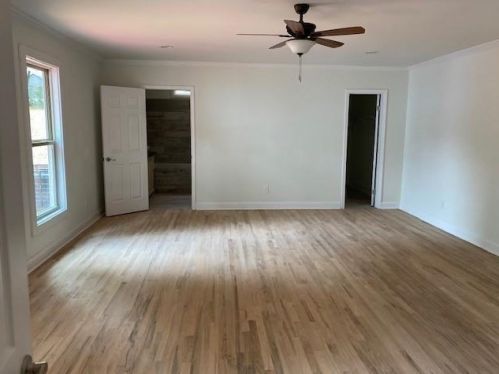 1431 Bluefield Dr, Atlanta, GA 30310-3704