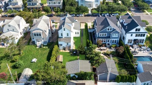 205 4 Ave, Belmar NJ 07719-5010 exterior