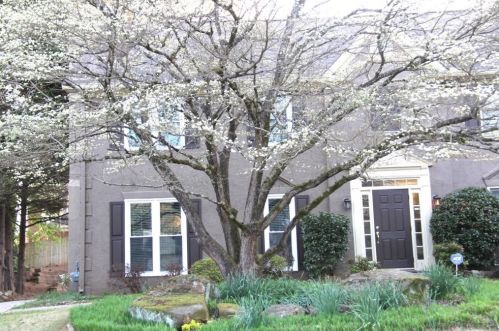 8938 Carroll Manor Dr, Atlanta GA  30350-2087 exterior