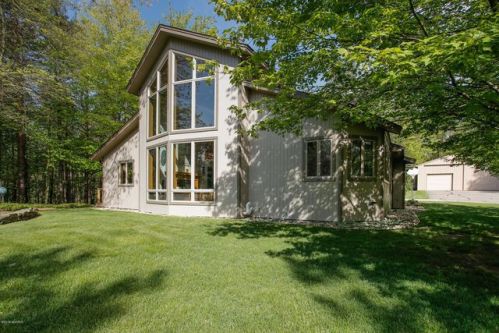 7880 26th St, Kalamazoo, MI 49004-9618