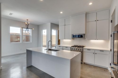 5129 Hall St, Dallas TX  75235-8815 exterior