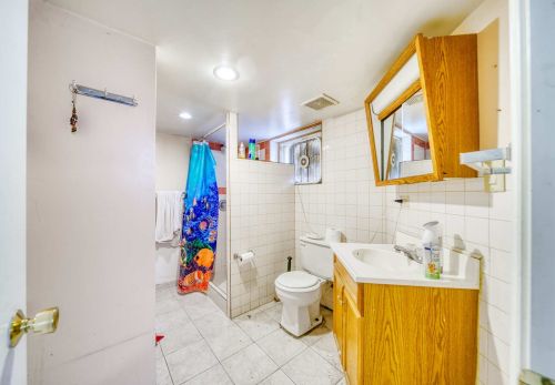 1000 8 Ave, Broadview IL 60153-1903 exterior