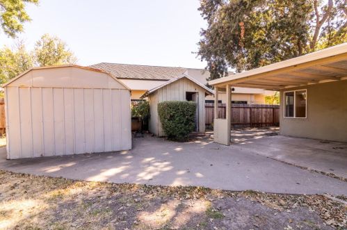 1791 Shirley Dr, Concord CA 94523-2907 exterior