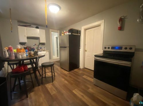 201 6 St, Duluth MN 55806-2541 exterior