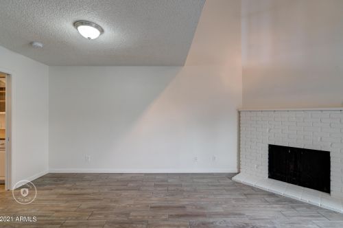 7831 21st Dr, Phoenix, AZ 85021-4901