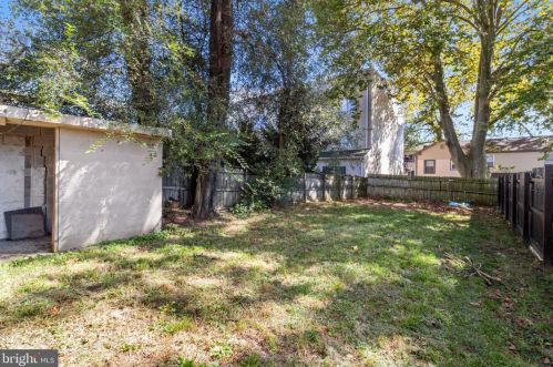 227 Lemonte St, Philadelphia PA 19128-4519 exterior