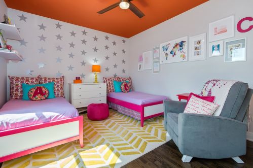 4030 Clark St, Chicago IL 60613-1302 exterior