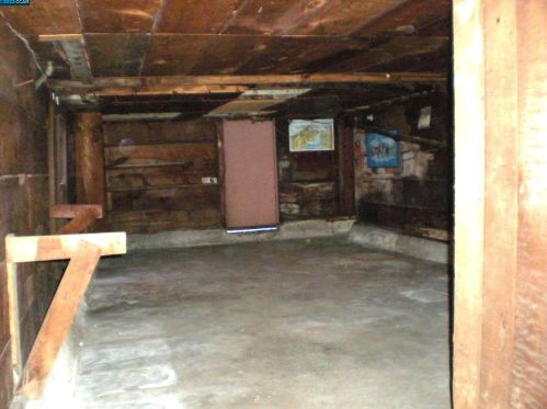 2424 Curtis, Berkeley CA 94702-2037 exterior