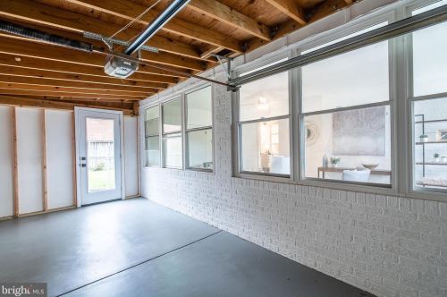 8705 Old Mount Vernon Rd, Alexandria VA  22309-2013 exterior