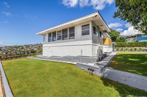 1634 Paula Dr, Honolulu HI  96816-4316 exterior
