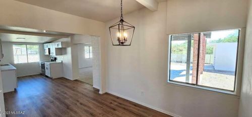 317 Calle Garcia, Tucson AZ 85706-5209 exterior