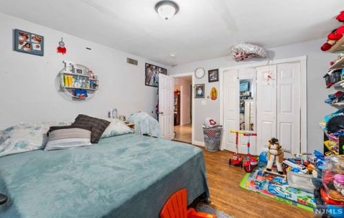 282 Rossiter Ave, Paterson NJ 07502-1317 exterior