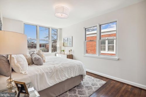 4963 12 St, Washington DC 20003-1414 exterior