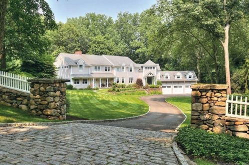 64 Bayberry Ln, Westport CT 06880-4031 exterior