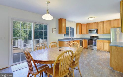 831 Alameda Dr, Huntingtown MD 20639-9510 exterior