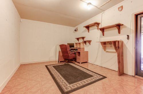 38034 North Shore Ave, Waukegan IL 60087-1647 exterior