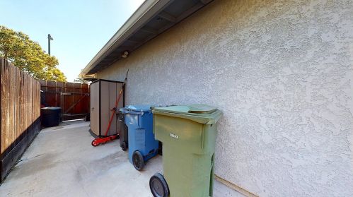 1515 Michael Way, Turlock CA 95382-2101 exterior