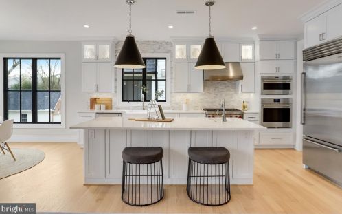 4700 25th St, Arlington VA  22207-3519 exterior