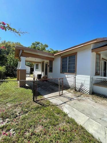 1017 23rd Ave, Tampa FL  33605-1725 exterior