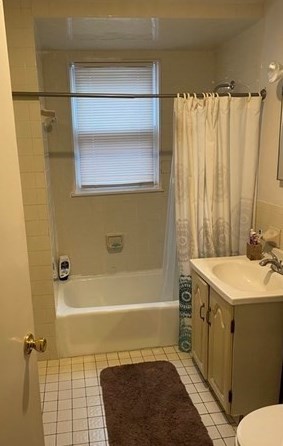 215 Gladstone St, Boston MA exterior