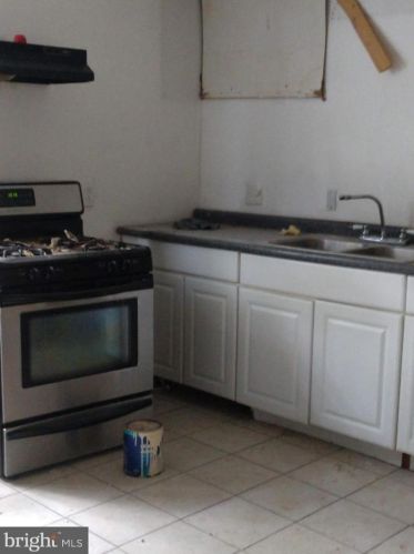 25 Front St, Darby PA 19023-3013 exterior