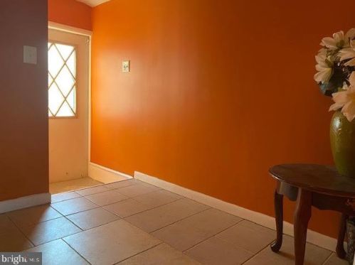 15 Pne St, Camden NJ 08103-3353 exterior