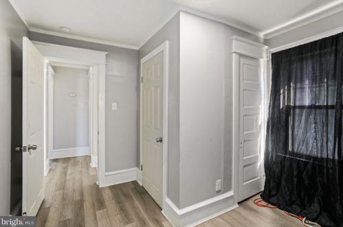 2216 Cv Rd, Camden NJ 08110-1633 exterior