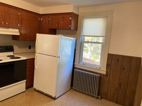 97 4 St, Dover NH 03820-2985 exterior