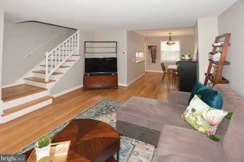 2860 Abingdon St, Arlington VA  22206-1317 exterior