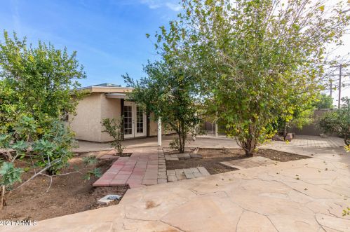 2638 47 Dr, Phoenix AZ 85031-1407 exterior