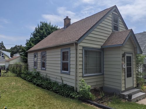 5412 40th St, Milwaukee, WI 53209-4618