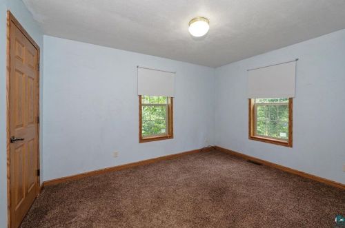 5796 Lavaque Rd, Duluth MN 55803-8416 exterior