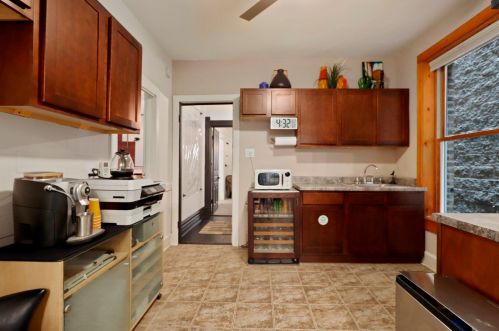 1817 Honore St, Chicago IL 60657-2007 exterior