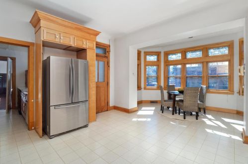 16 Kingsbury Pl, Saint Louis MO 63112-1825 exterior