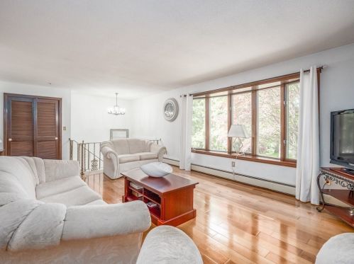 97 Bradford St, North Andover, MA 01845-1113