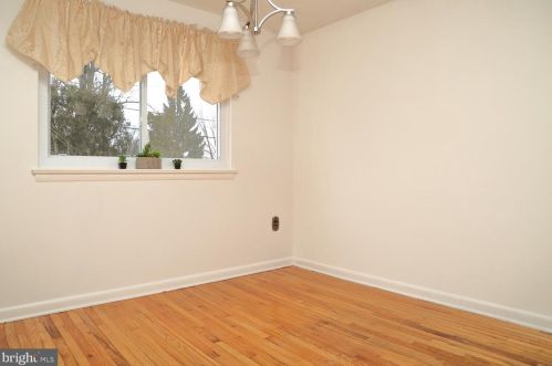 835 Hilton Dr, Lancaster PA 17603-5835 exterior