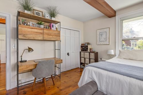 9 Arch St, Dover NH 03820-3627 exterior