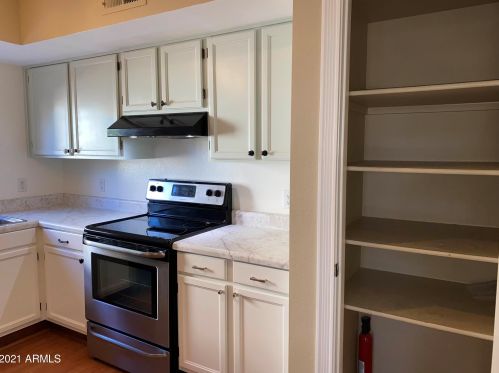 15814 38 Dr, Phoenix AZ 85053-3757 exterior