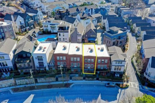 550 Bismark Rd, Atlanta GA 30324 exterior