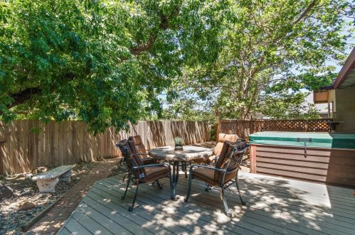 1601 Baywood Ln, Davis CA 95618-1409 exterior