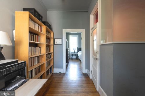 1223 6 St, Philadelphia PA 19120-3101 exterior