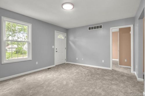 5834 Belton St, Garden City MI  48135-2531 exterior