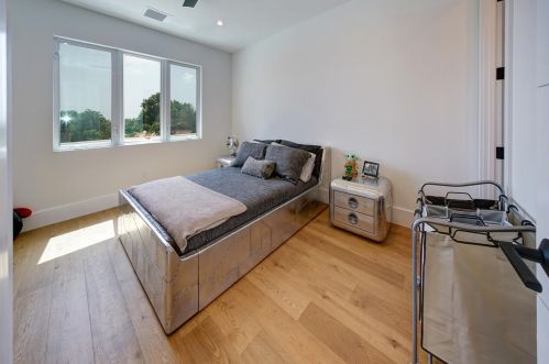 1305 4th Ct, Boca Raton FL  33432-1408 exterior