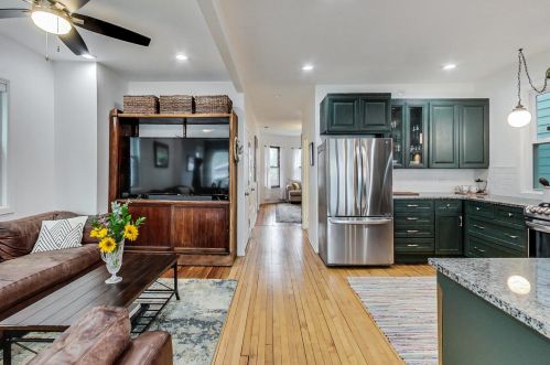 3450 Hamlin Ave, Chicago IL 60655-3915 exterior