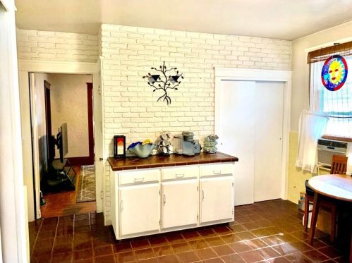 150 9th St, Providence RI  02906-2931 exterior