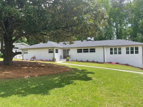 705 Glenforest Rd, Atlanta GA  30328-5211 exterior