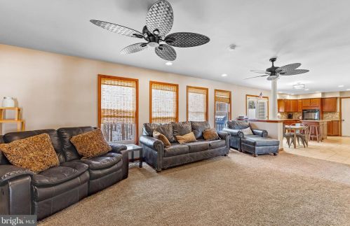 50 Walnut Crk Rd, Huntingtown MD 20639-3006 exterior